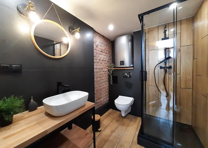 Frequently - Hide צ'סטוצ'ובה